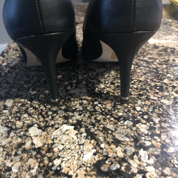 Black Spring heels - Picture 3 of 4